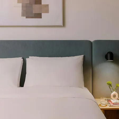 Rose Hotel