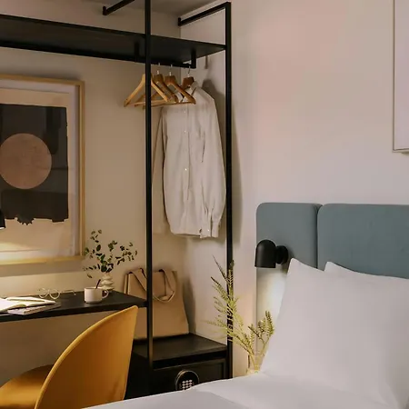 Hotel Rose Rotterdam מלון *